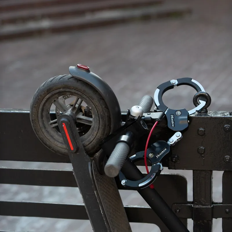 Master Lock Sold Secure Bronze Street Cuff 7.6mm Short Hardened Steel -3